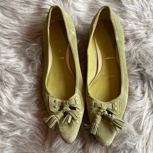 Prada lime green suede flats size 35.5